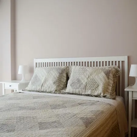 Ana * Πόρτο Νόβο